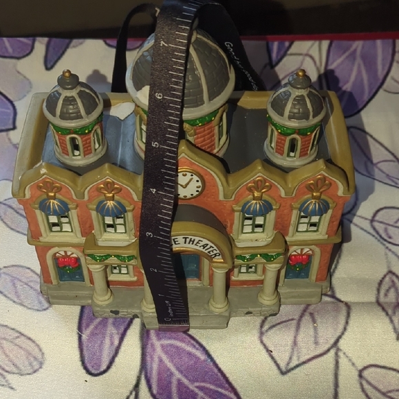 Palace Theater Miniature with Clock Collectible - Picture 10 of 12